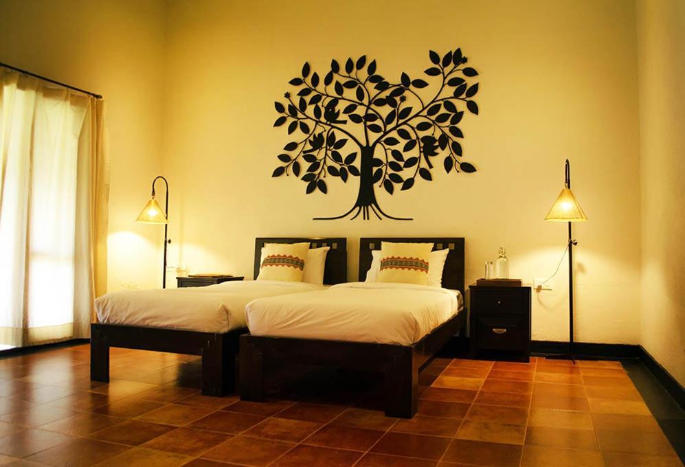 Baymaas Lake House Kochi Exterior photo